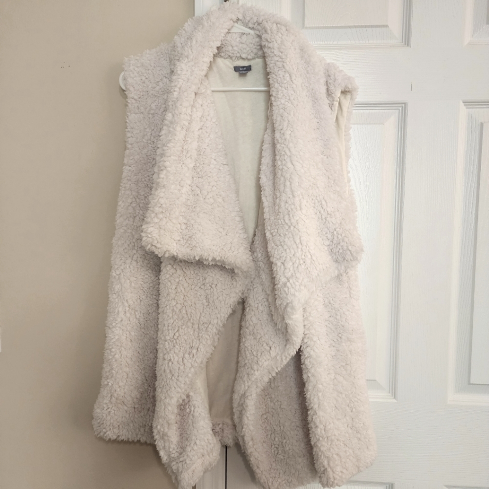 Aerie vest